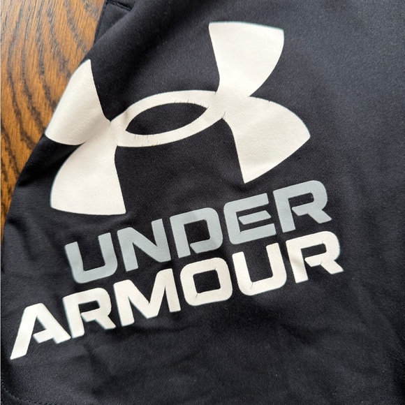 Under Armour black athletic shorts - size x-small - Picture 2 of 4